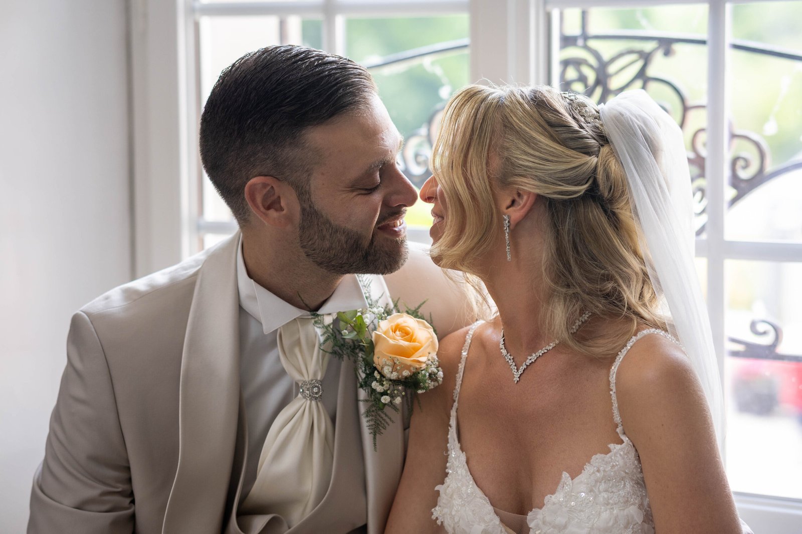 Sortir des conventions : comment choisir un vidéaste de mariage original