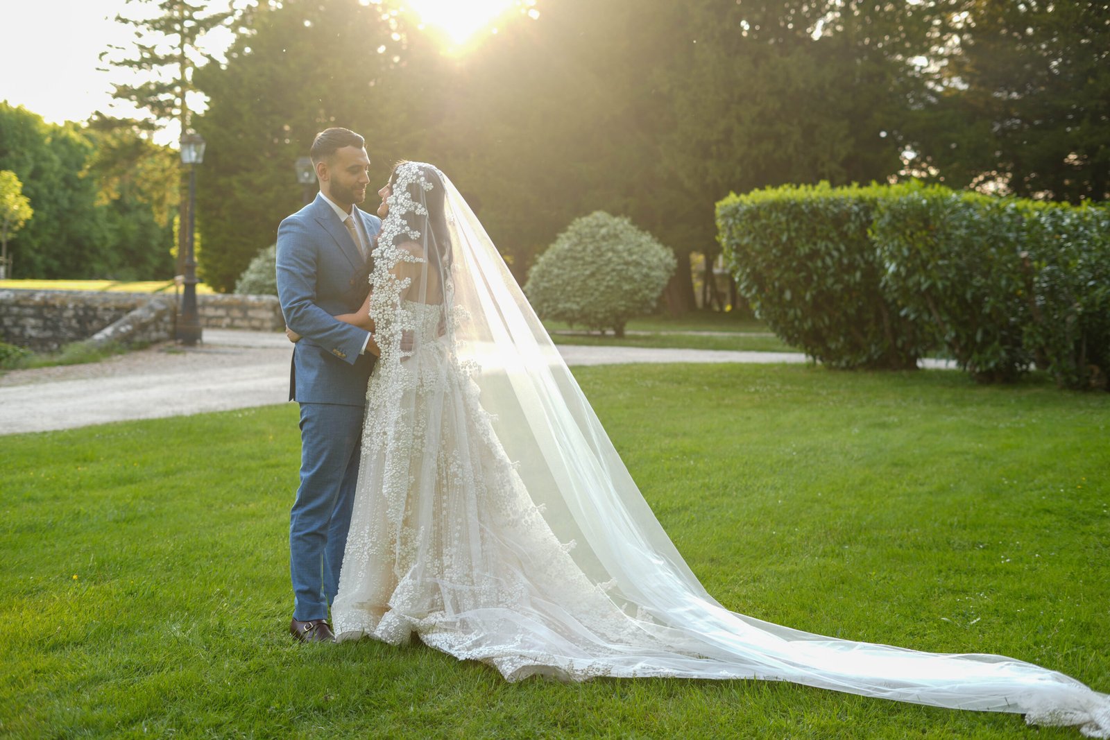 Les astuces pour choisir un vidéaste de mariage original qui capture votre style et votre personnalité